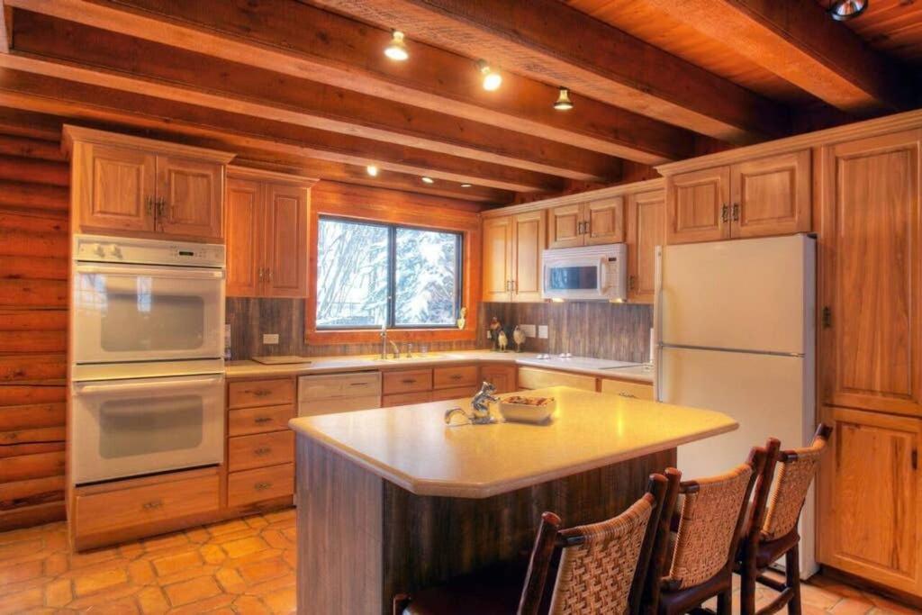 Log Cabin On The Stream Sundance, Utah ภายนอก รูปภาพ