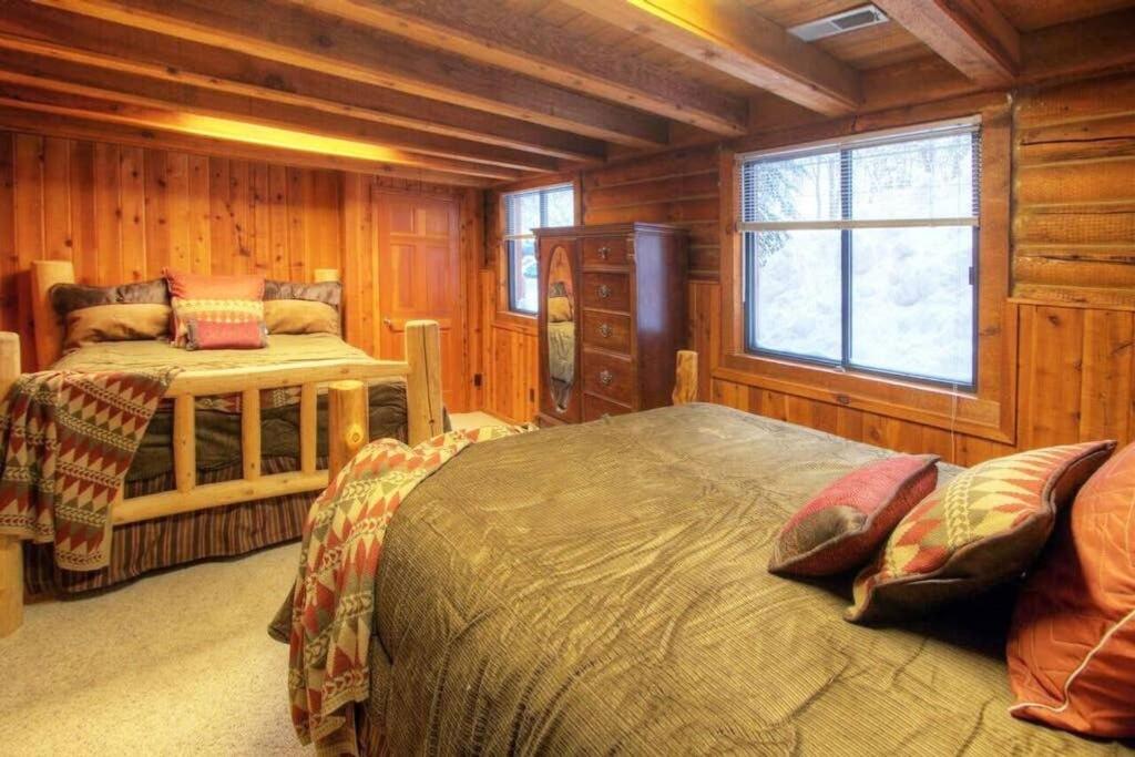 Log Cabin On The Stream Sundance, Utah ภายนอก รูปภาพ