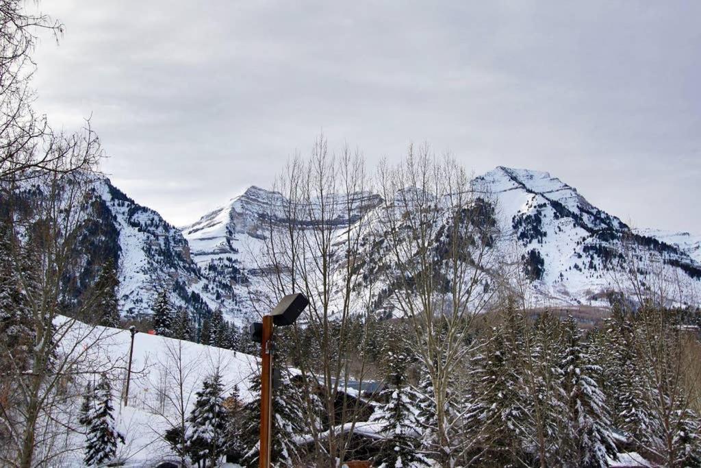 Log Cabin On The Stream Sundance, Utah ภายนอก รูปภาพ